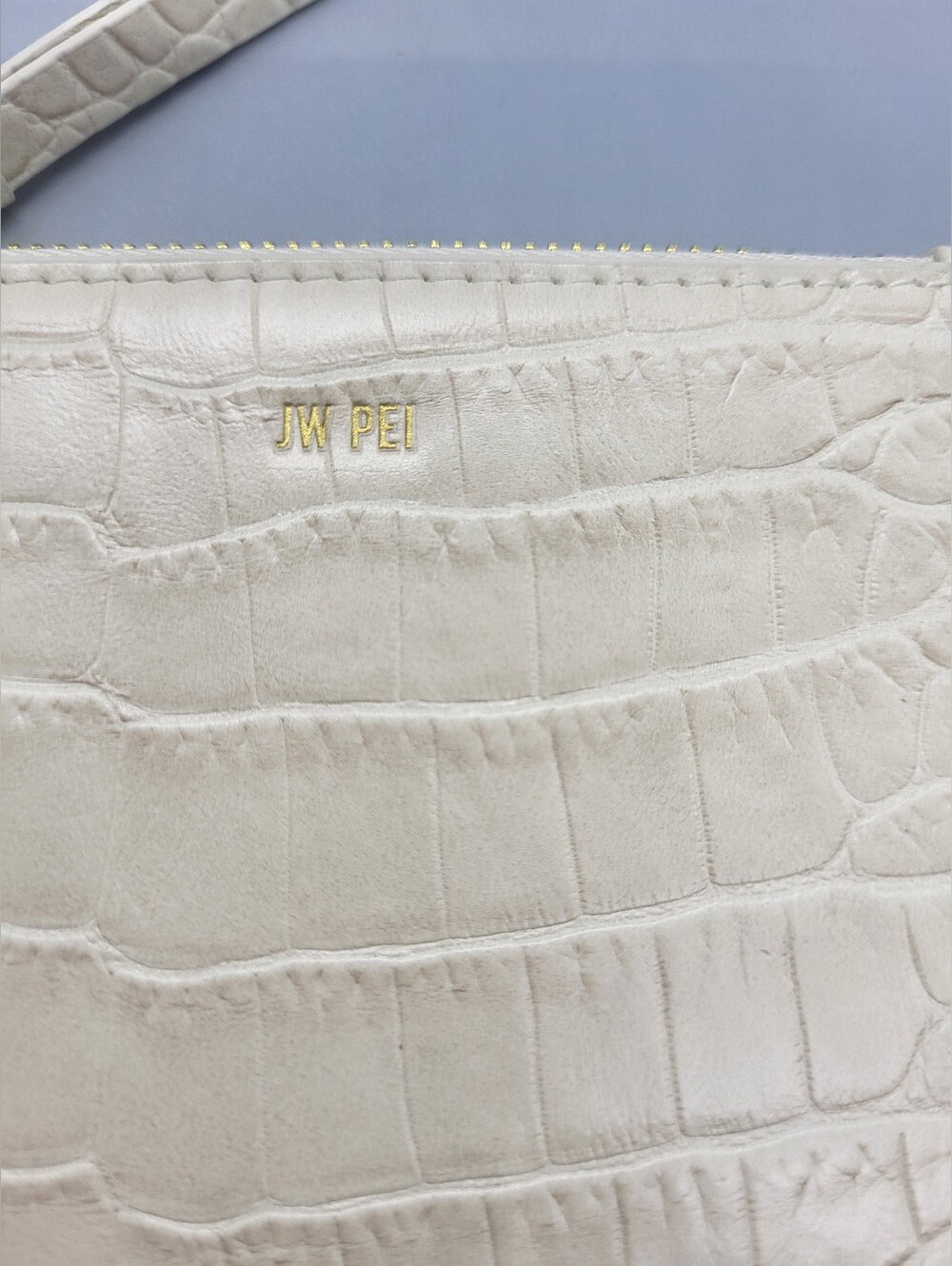 JW PEI Quinn Zipped Card Holder - Ivory Croc - Picture 2 of 8